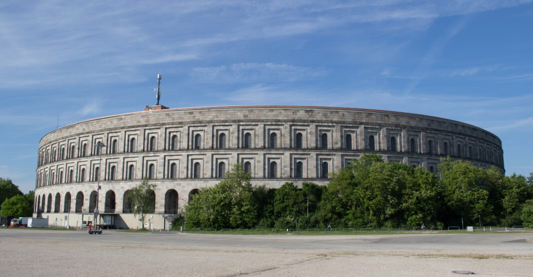 Nürnberg beauftragt Generalübernehmer für Ausbau der Kongresshalle zu Kulturstandort Nürnberg beauftragt Generalübernehmer für Ausbau der Kongresshalle zu Kulturstandort