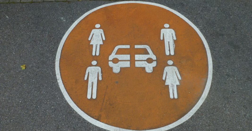 Nürnberg eröffnet hundertsten Mobilpunkt und verdichtet Carsharing-Angebot Nürnberg eröffnet hundertsten Mobilpunkt und verdichtet Carsharing-Angebot