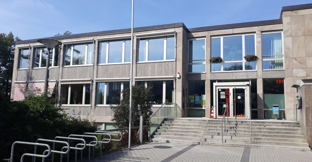 Softwareumstellung im Bürgeramt: Kfz‑Zulassung und Führerscheinwesen arbeiten eingeschränkt bis 3. Dezember