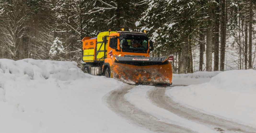Wegen anhaltendem Schneefall bleiben Nürnberger Schulen am 27. Januar geschlossen Wegen anhaltendem Schneefall bleiben Nürnberger Schulen am 27. Januar geschlossen